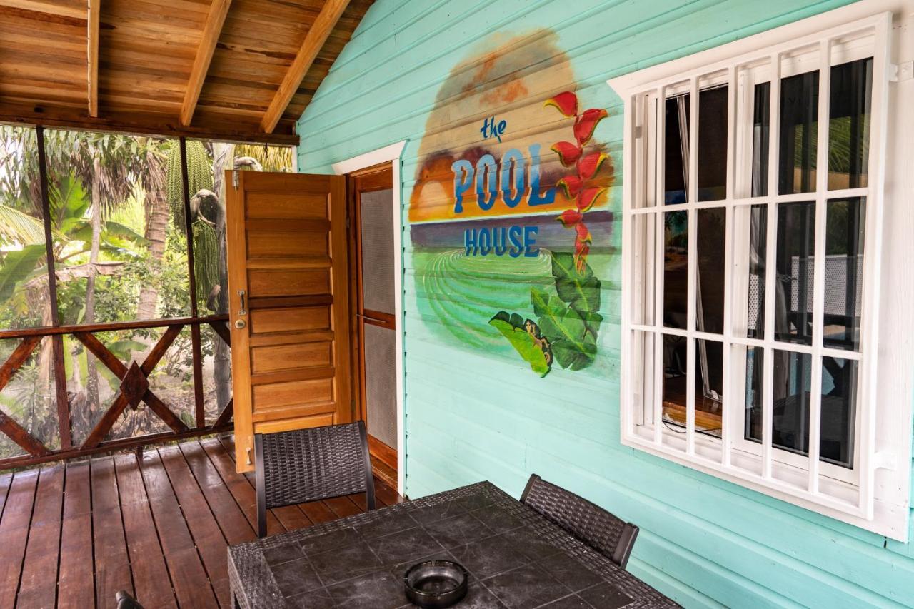 Hummingbirds Cabins Caye Caulker Esterno foto